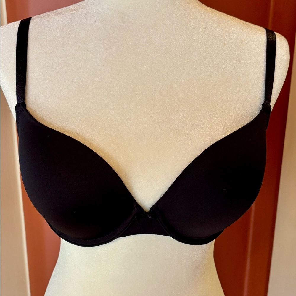 Maidenform Black Push-Up Bra Intimates & Sleepwear